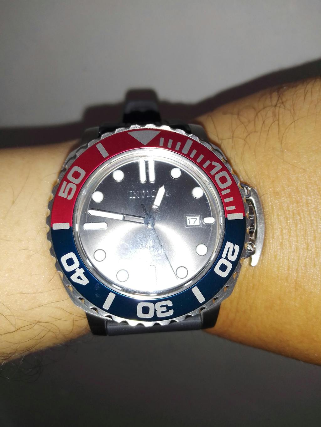 RELOJ DEPORTIVO PARA HOMBRE INVICTA PRO DIVER 34317 - NEGRO