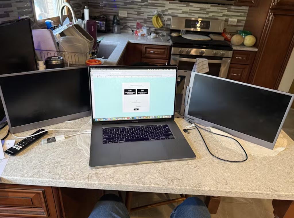 MagHub Trio 16" Portable Screen Extender