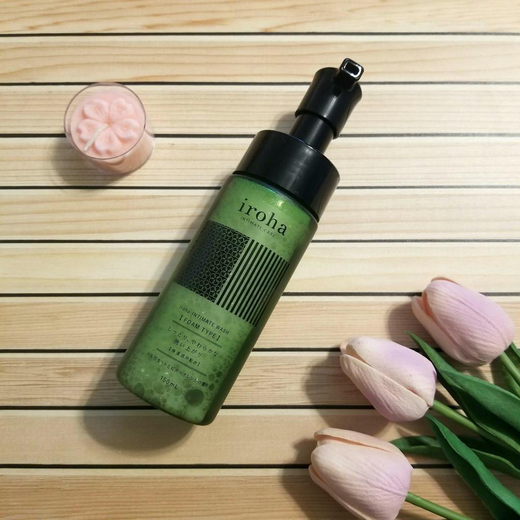 iroha INTIMATE WASH [FOAM TYPE] Bergamot and Bitter Orange