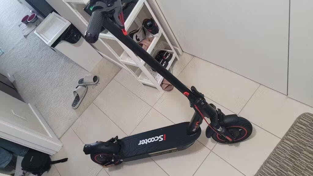 iScooter i10 Commuter Electric Scooter for Adult