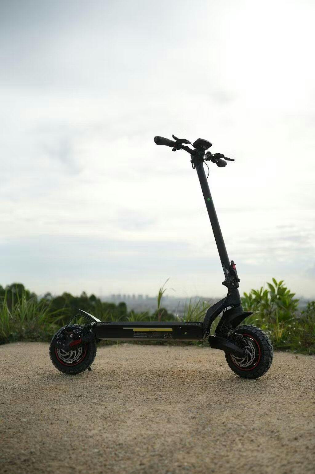 iScooter iX7 Pro 2000W Off-road Electric Scooter