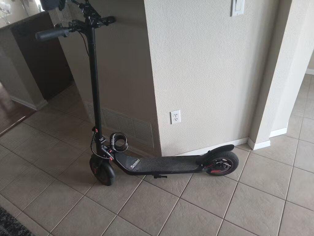 iScooter i9M Foldable Commuting Electric Scooter 500W