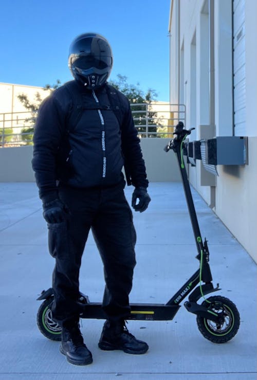isinwheel S10Max 1000W High-End Commuting Electric Scooter 2025 Upgraded Version