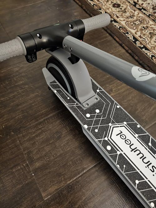 isinwheel S4 Electric Scooter for Kids Ages 6-14