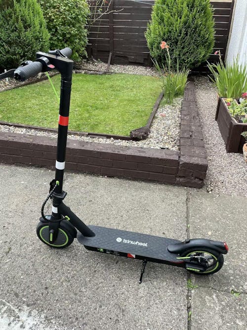 isinwheel S9 Pro Pneumatic Tire Electric Scooter