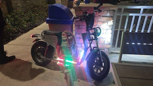 isinwheel H7Pro 1200W High-End Commuting Electric Scooter with Seat