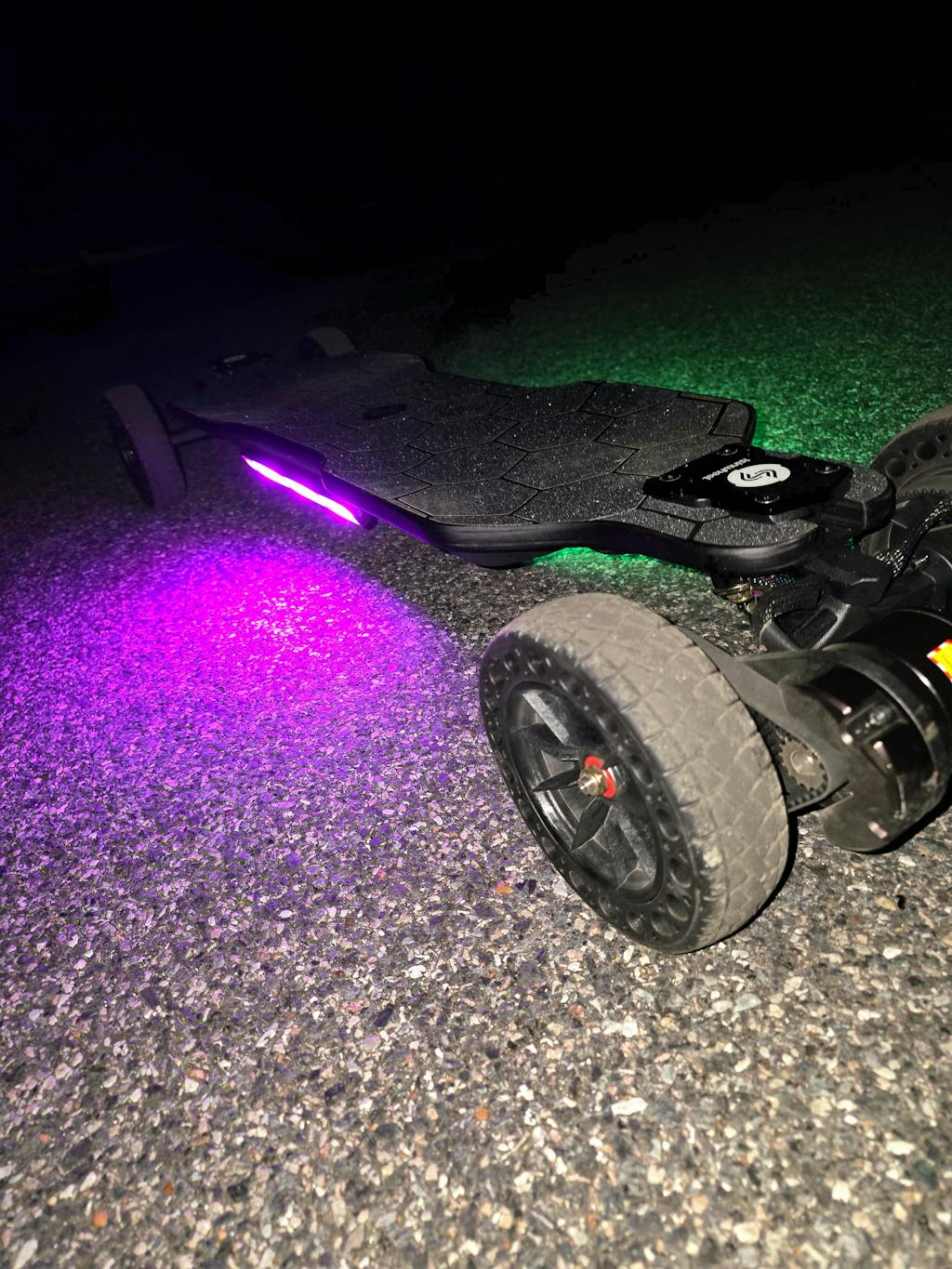 isinwheel V10 Off Road Electric Skateboard with Ambient Light & Remote Control