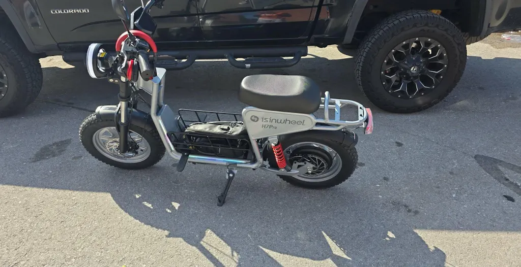 isinwheel H7Pro 1200W High-End Commuting Electric Scooter with Seat