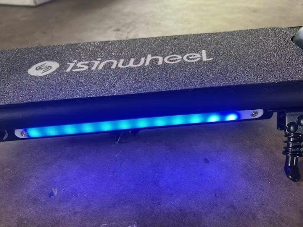 isinwheel S2 150W Electric Scooter for Kids