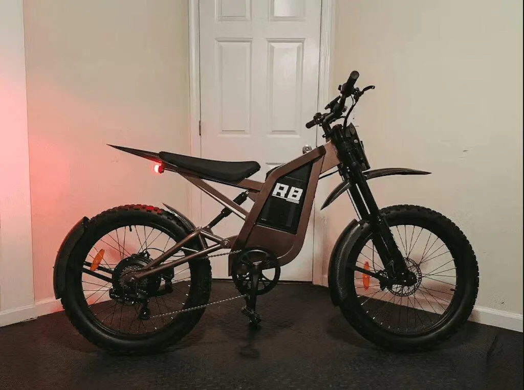 isinwheel R8 3000W Electric Dirt Bike