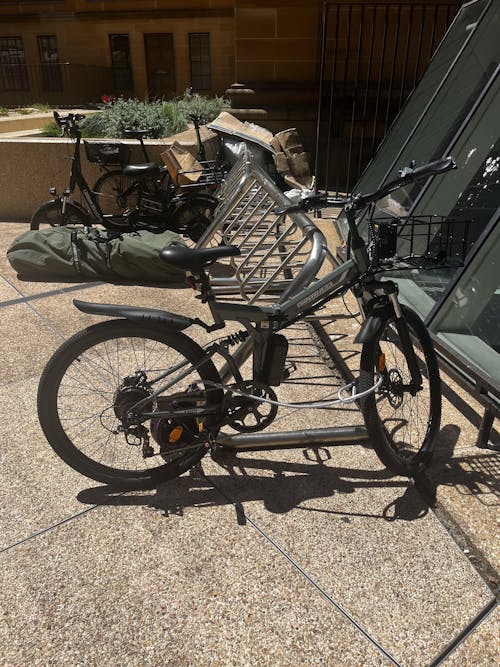 isinwheel M40 500W Folding Electric Bike with Basket