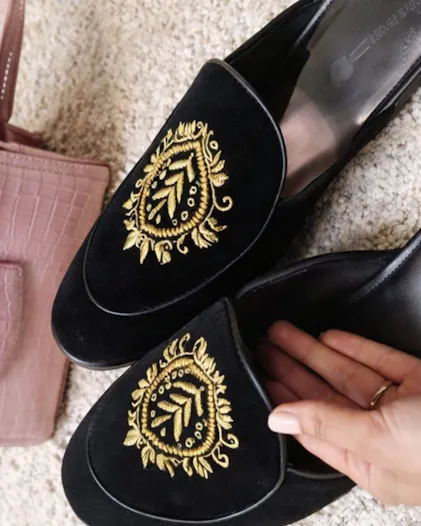 BLACK ITALIAN VELVET MULE