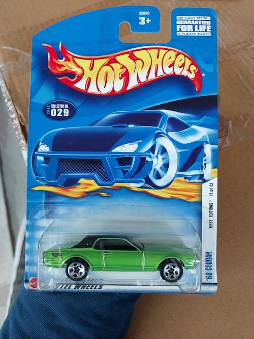HOT WHEELS - 68 COUGAR - GREEN - 3B