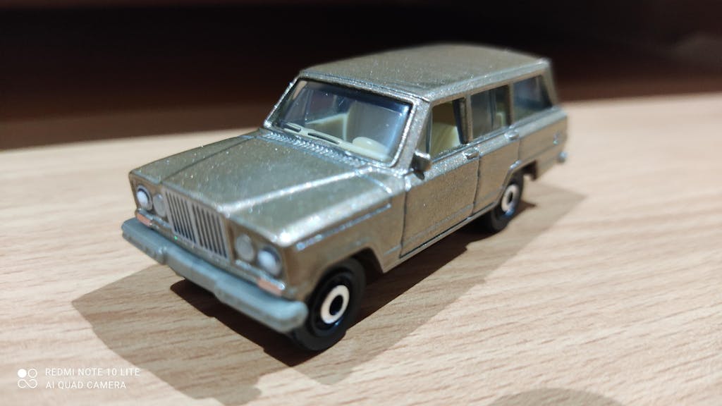 MATCHBOX - 1964 JEEP WAGONEER - 3B