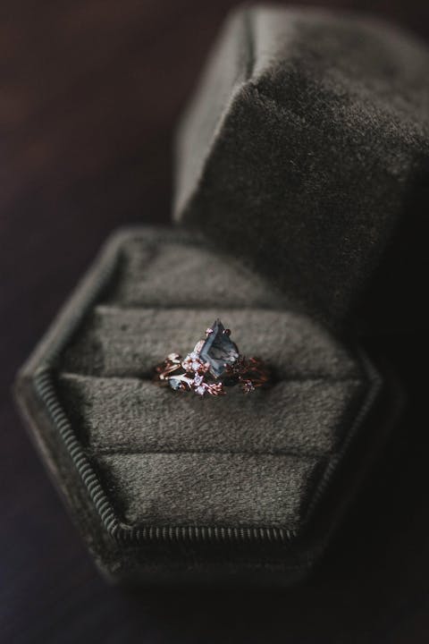 Nature Inspired Kite Cut Moss Agate Leaf Gemstone Ring Set 2pcs