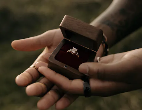 Custom-made ring for Elodie Lalotte