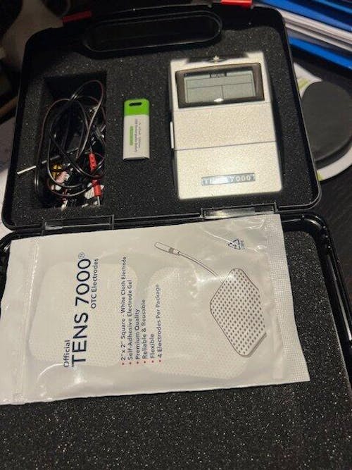 Tens 7000 + Pila Recargable 9V