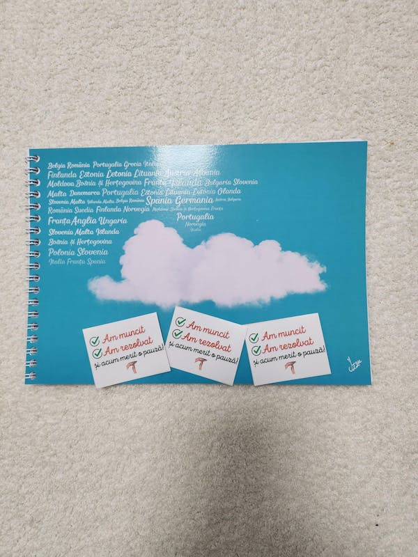 Caiet Izzie de Geografie B5 (cu Hărți)