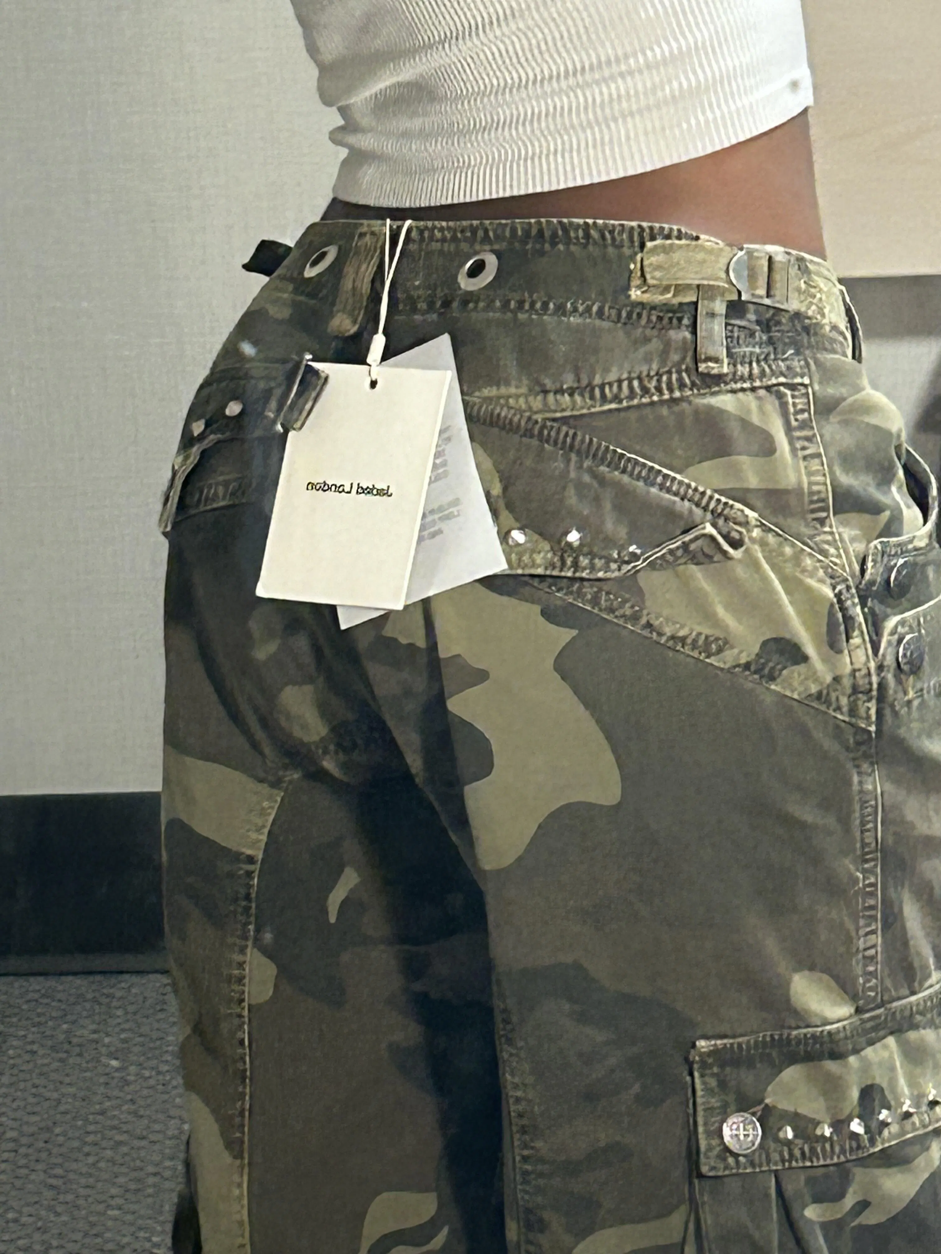 MIXED MATERIAL CARGO SWEAT PANT / CAMO HALF