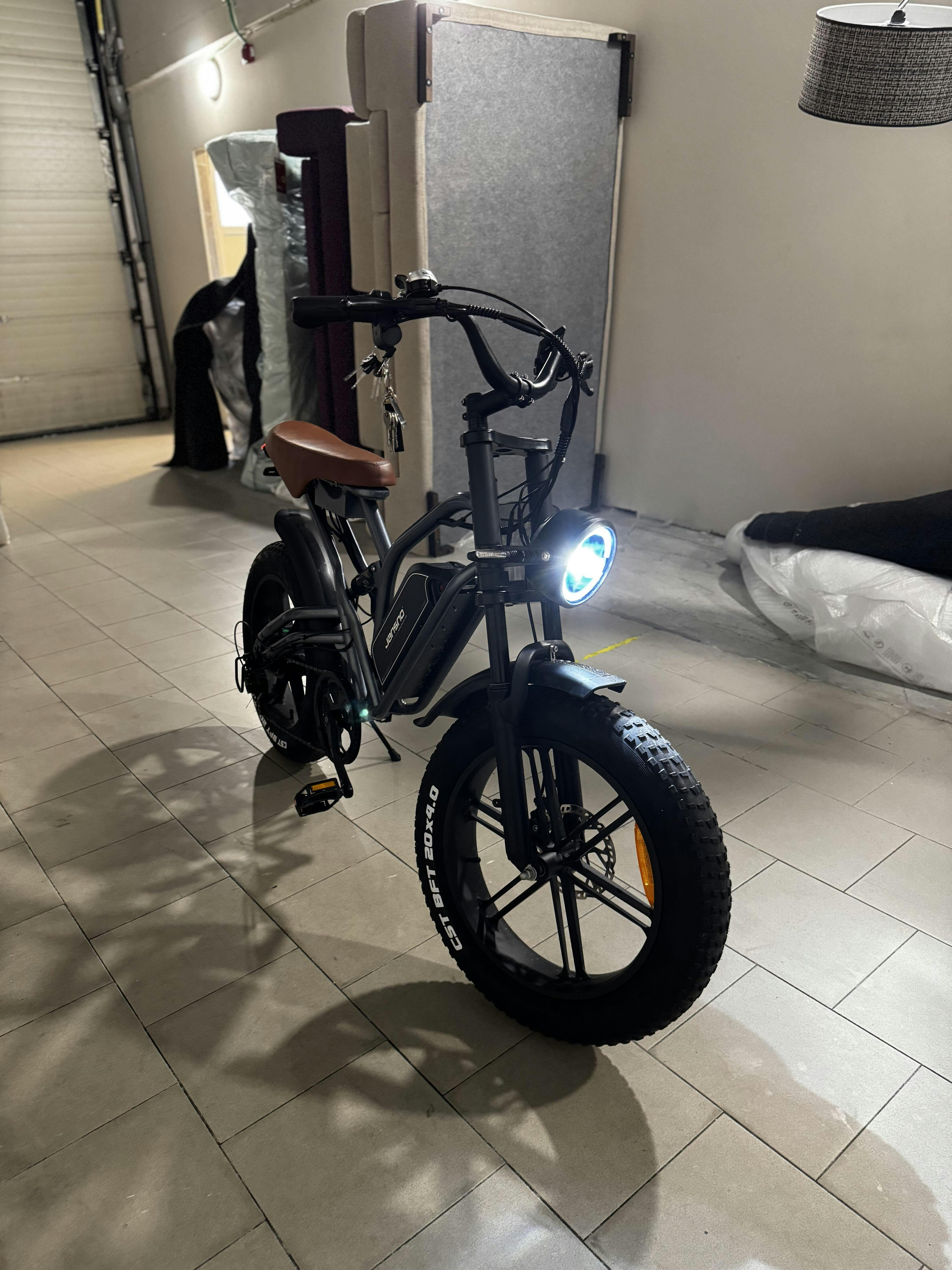 Vélo électrique Jansno X50 750W, 20 Pouces, Pneus 4.0, Gris - Neuf