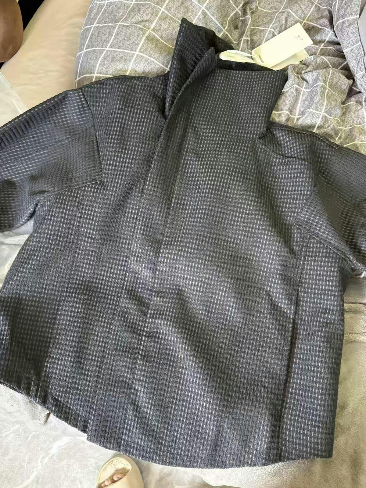 JCAESAR Zipper-Jacket with H – jcaesarclo