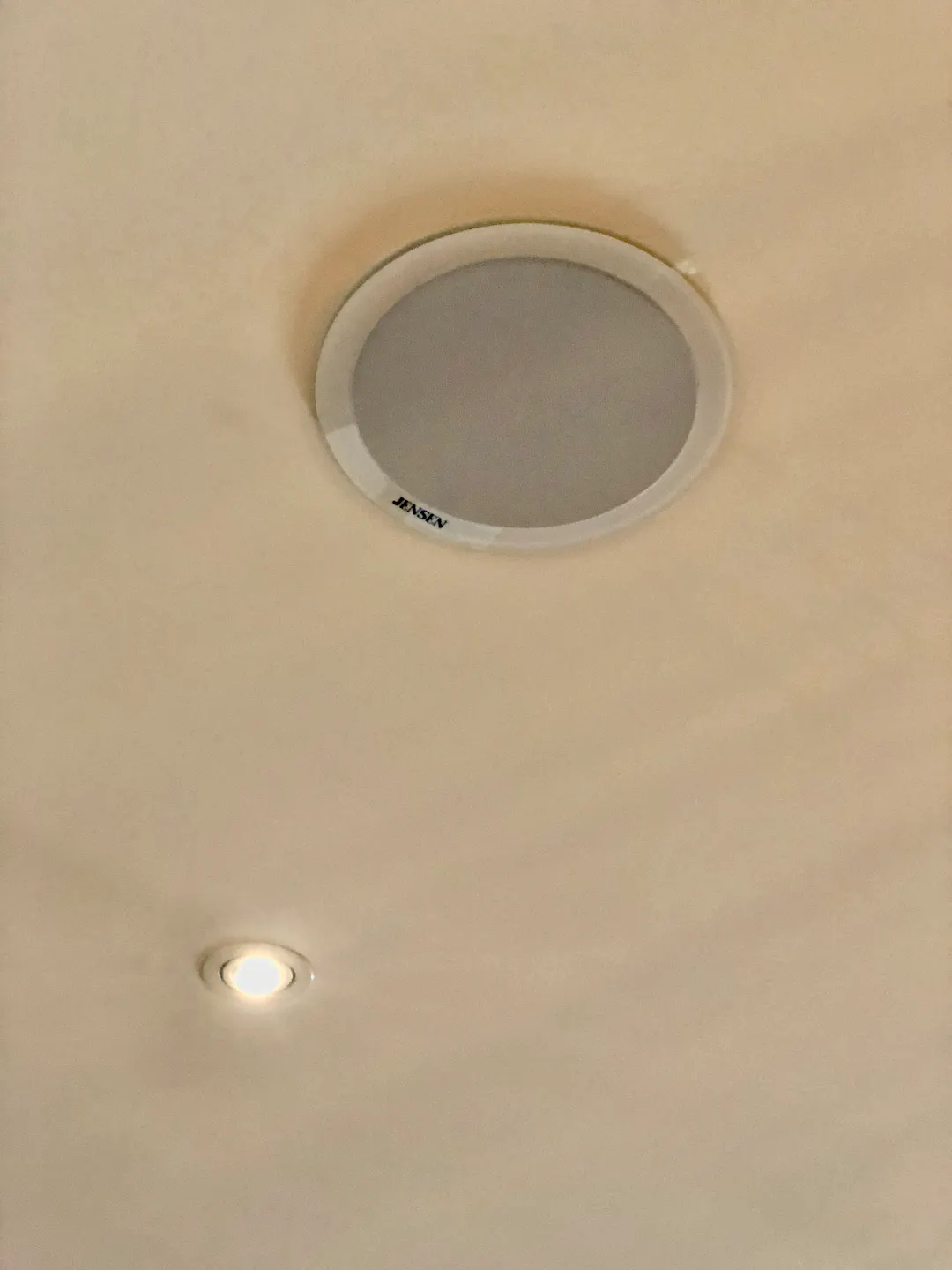 JENSEN® ELITE-404 In-Ceiling Speakers (Pair)