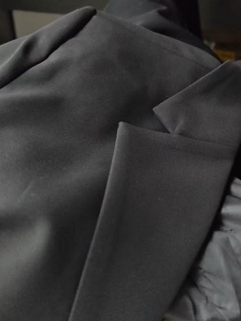 Scoop embellished backless blazer