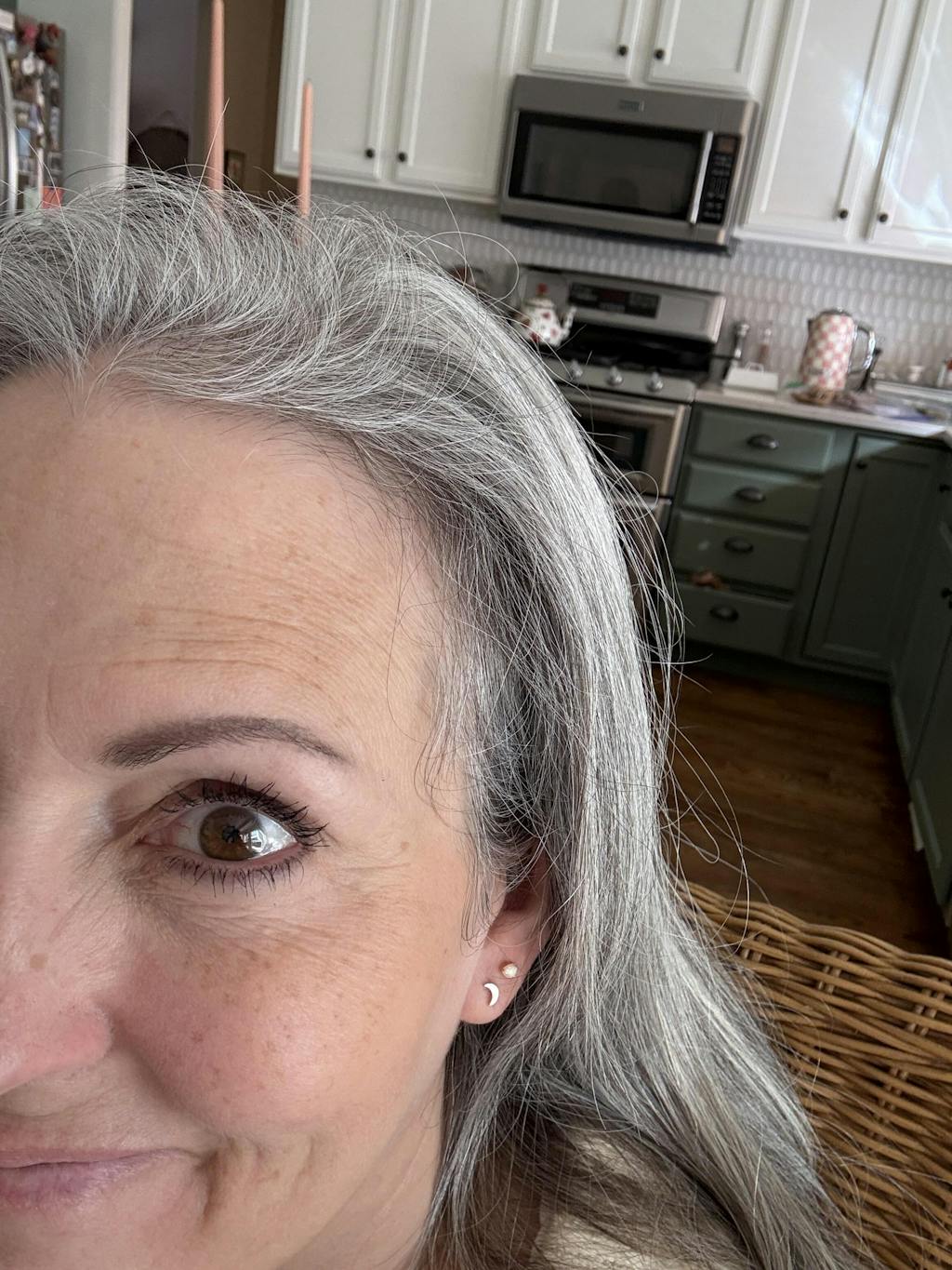 Crescent Moon Stud Earrings (Sterling Silver, 5mm x 3mm)