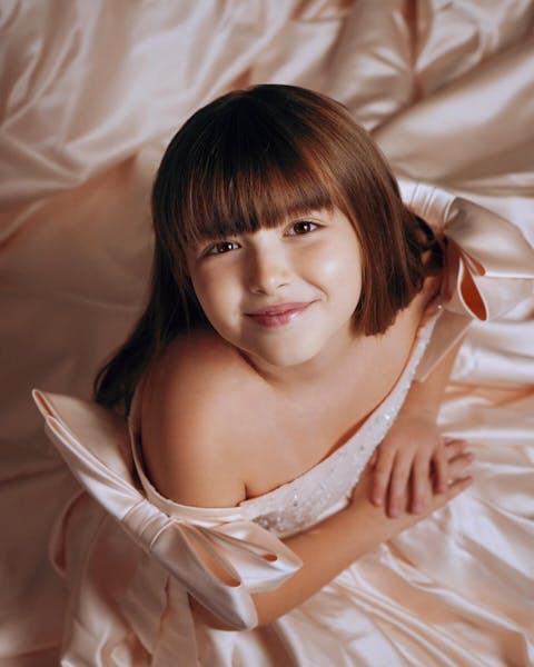 Luxury Elegant Pink Flower Girl Dress with Bow J113