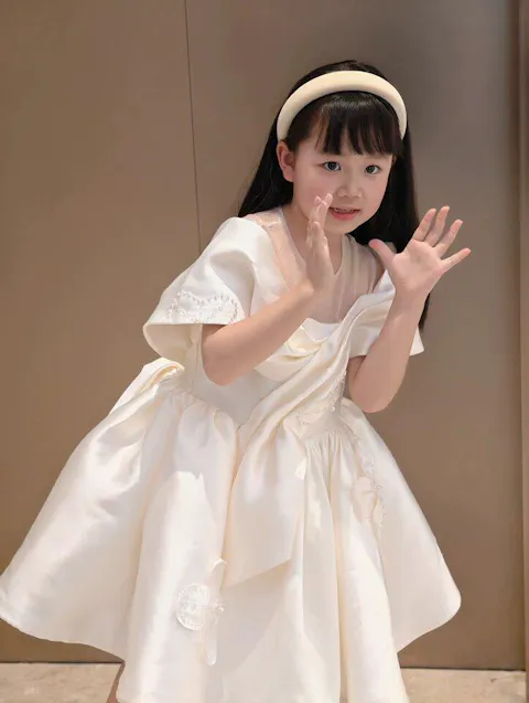 Off-Shoulder Lace Appliqué Dress - Toddler Formal Party Gown D254