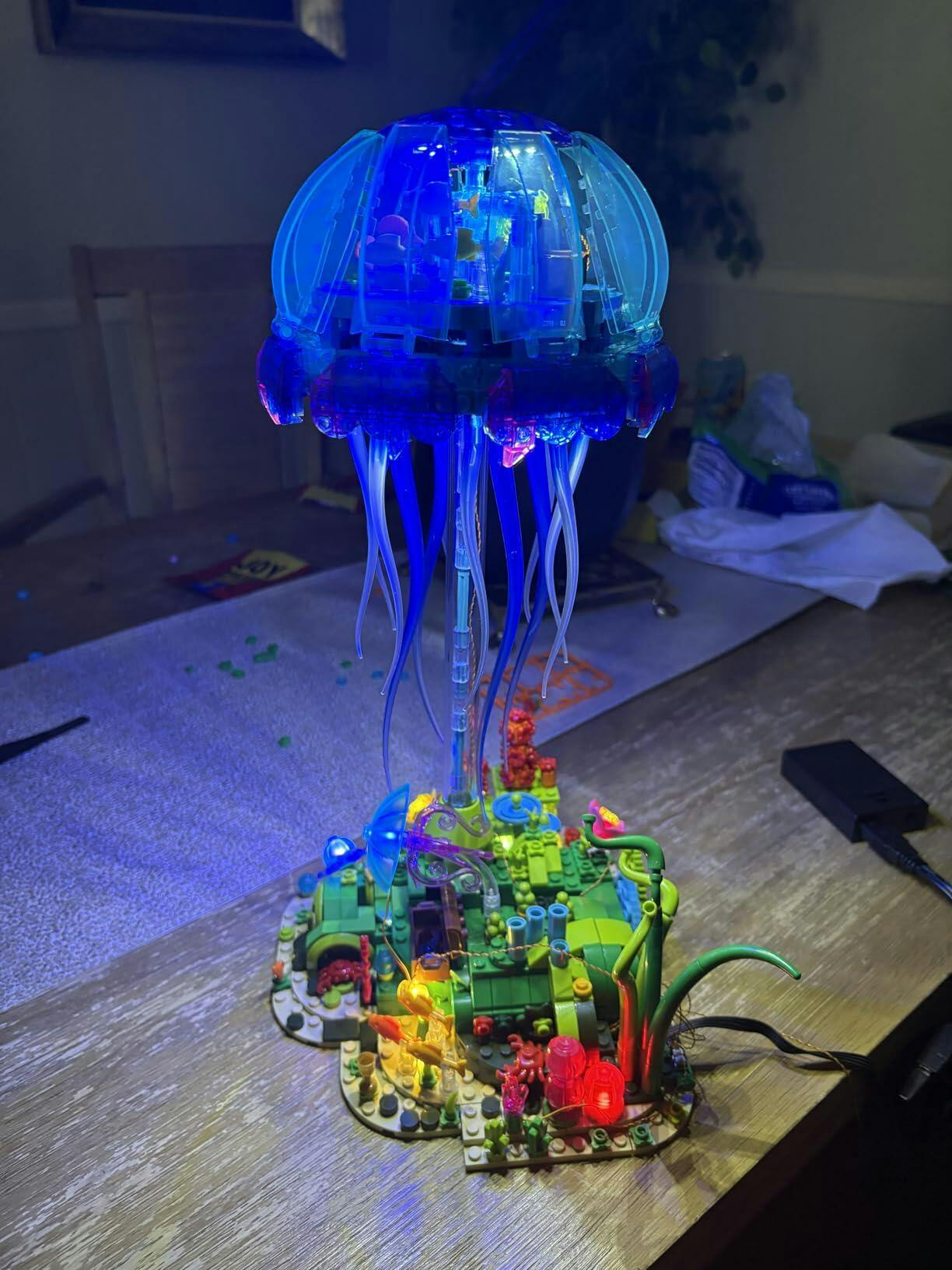 Jellyfish Light-Up Brick Set 70010 | 1130 + PCS | 10 LED Lights