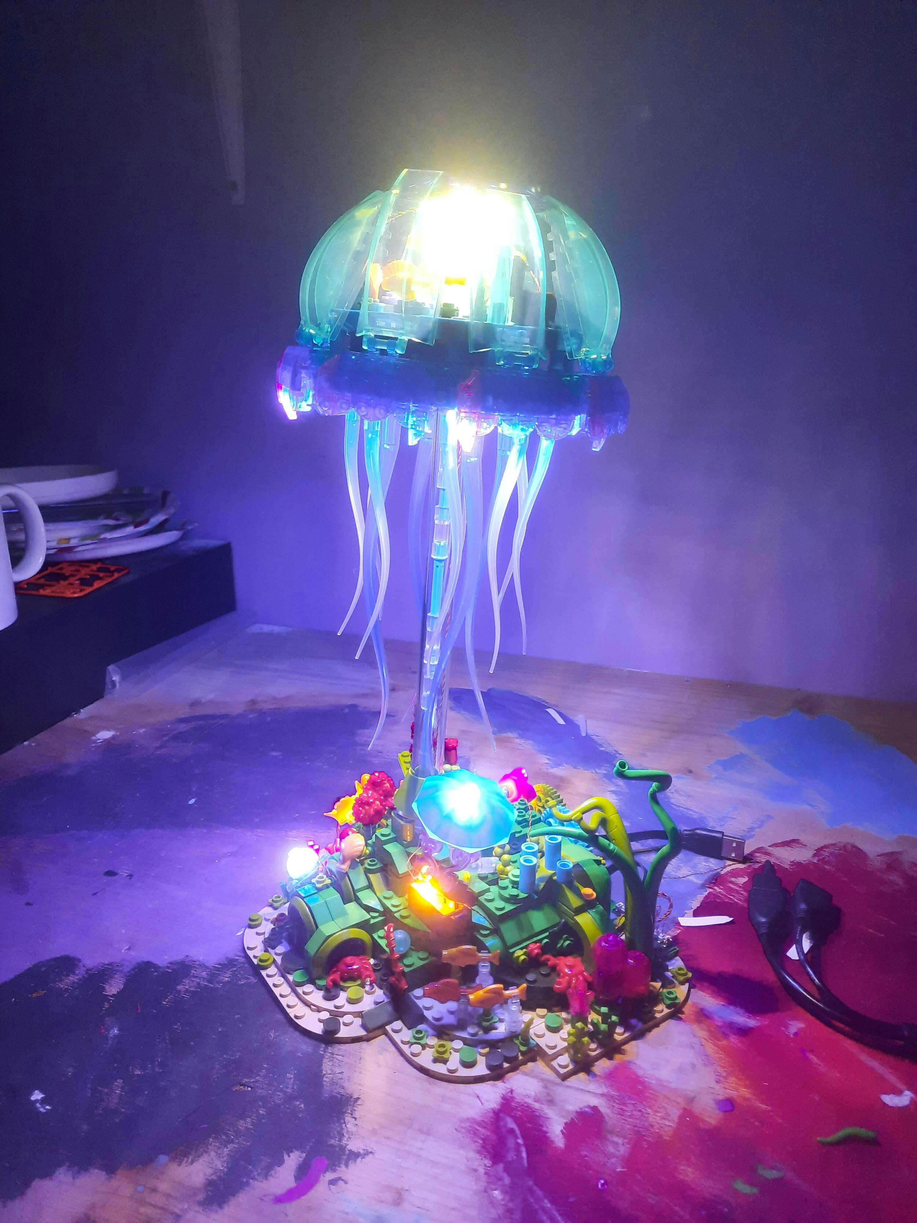 Jellyfish Light-Up Brick Set 70010 | 1130 + PCS | 10 LED Lights