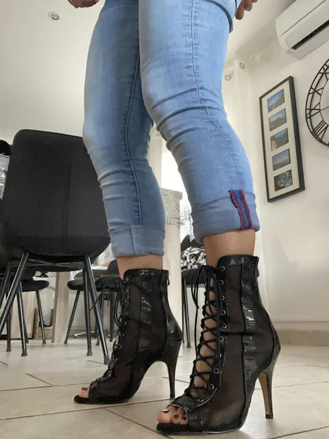 Lexie noir - Talons stilettos - Personnalisable