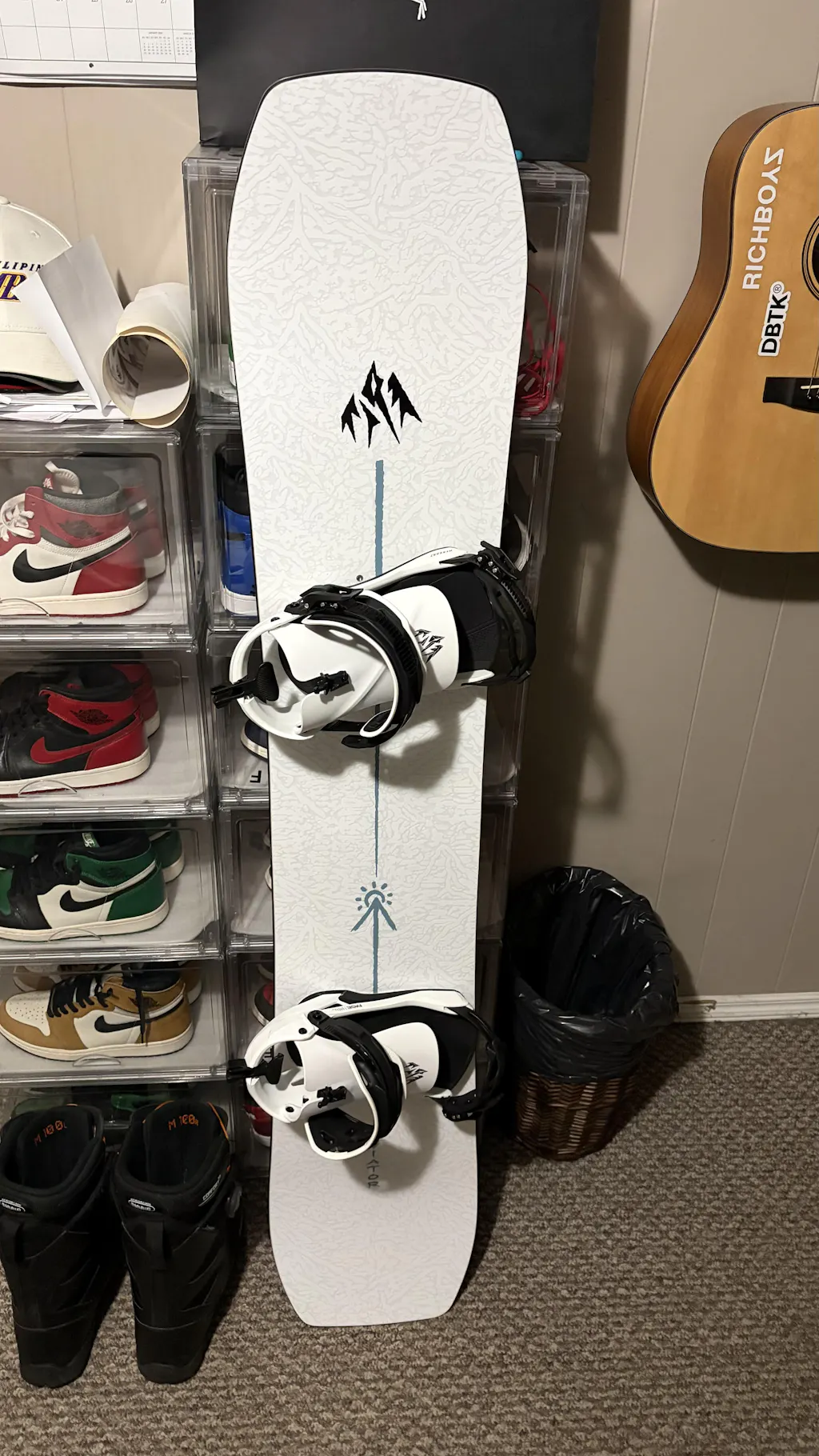 Men's Aviator 2.0 Snowboard | Jones