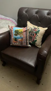 Retro Radio Tower – Premium Suede Cushion Cover (16x16)