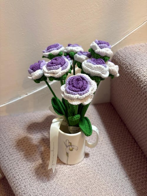Handmade Crocheted Rose Bouquet 10pc