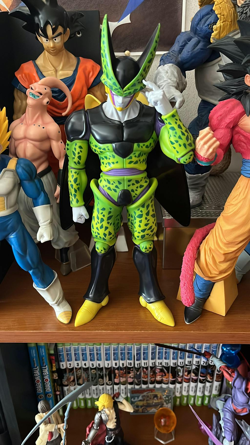 DRAGON BALL FIGURE ICHIBAN KUJI - DUEL TO THE FUTURE!! - A PRIZE