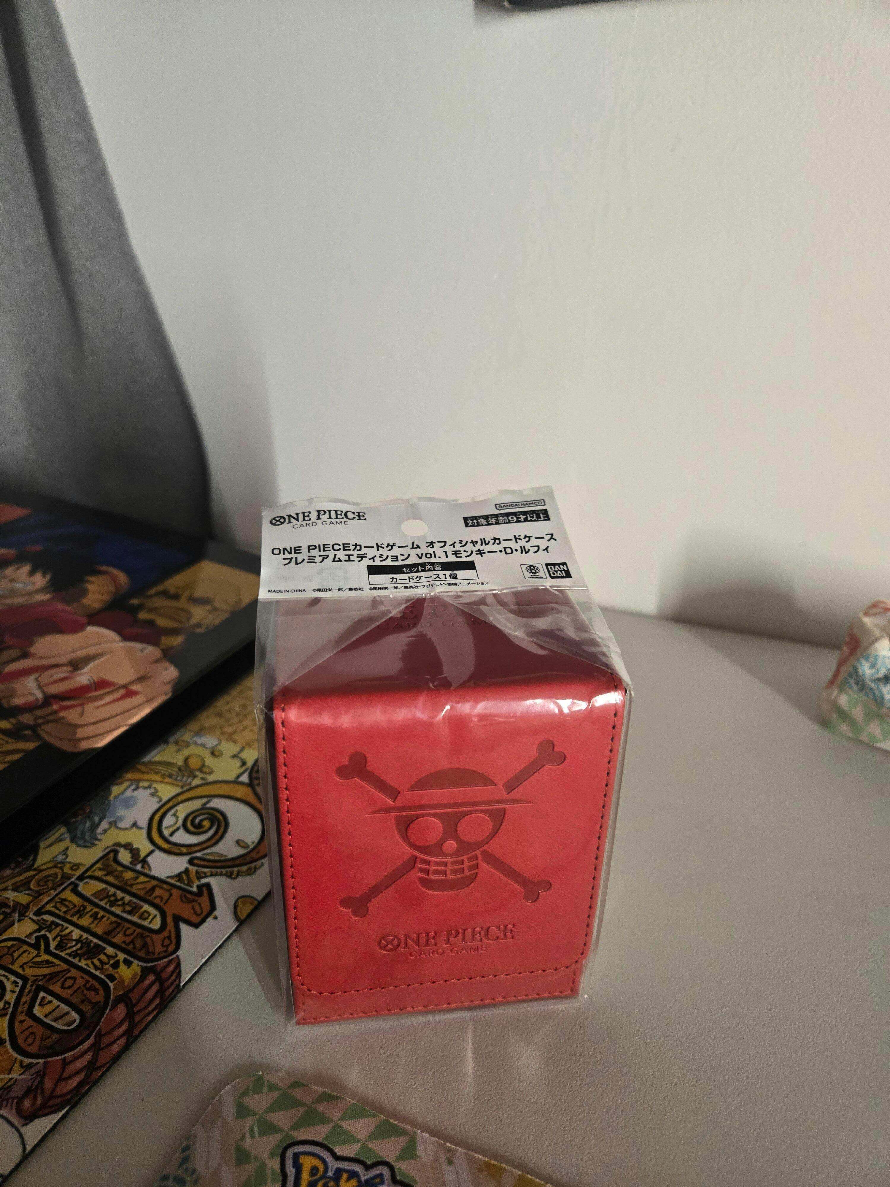 BANDAI ONE PIECE CARD GAME Official Card Case Premium Edition vol