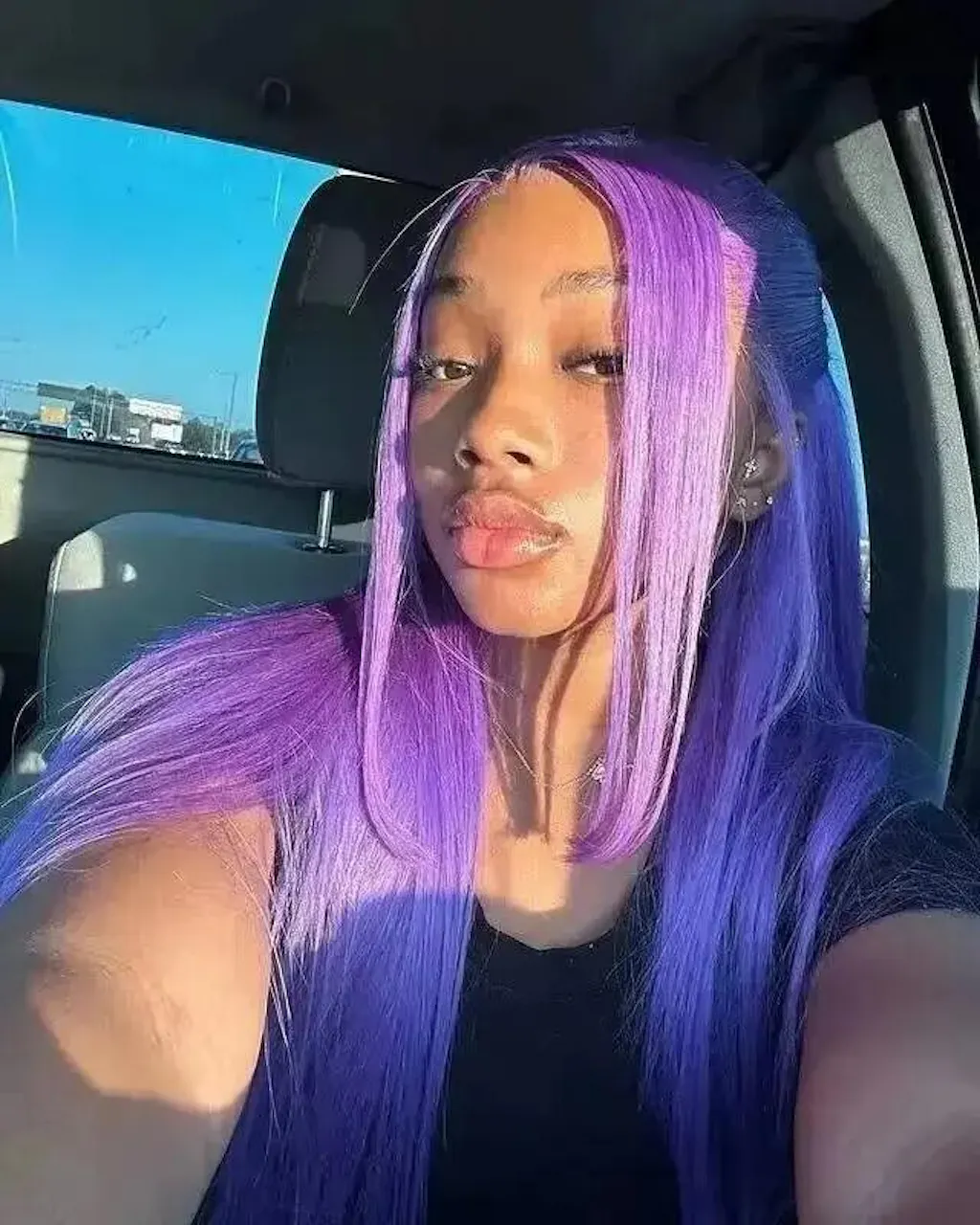 613 Blonde Straight Human Hair Lace Front Wigs Undetectable Lace Wig 180% Density