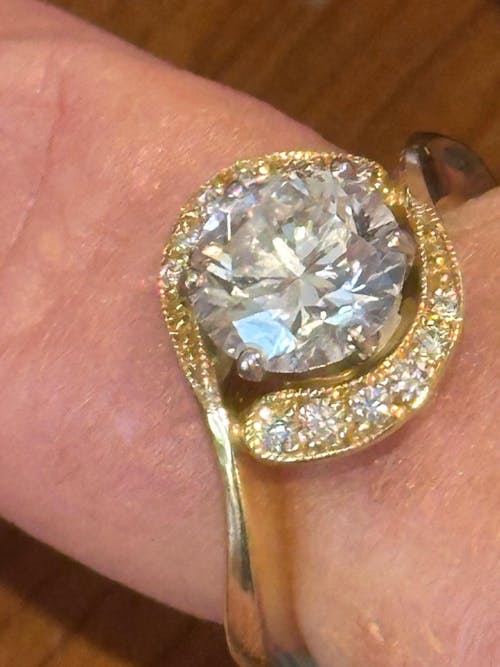 2.03 Ct Round Lab Diamond • D  SI1  Ideal Cut  IGI