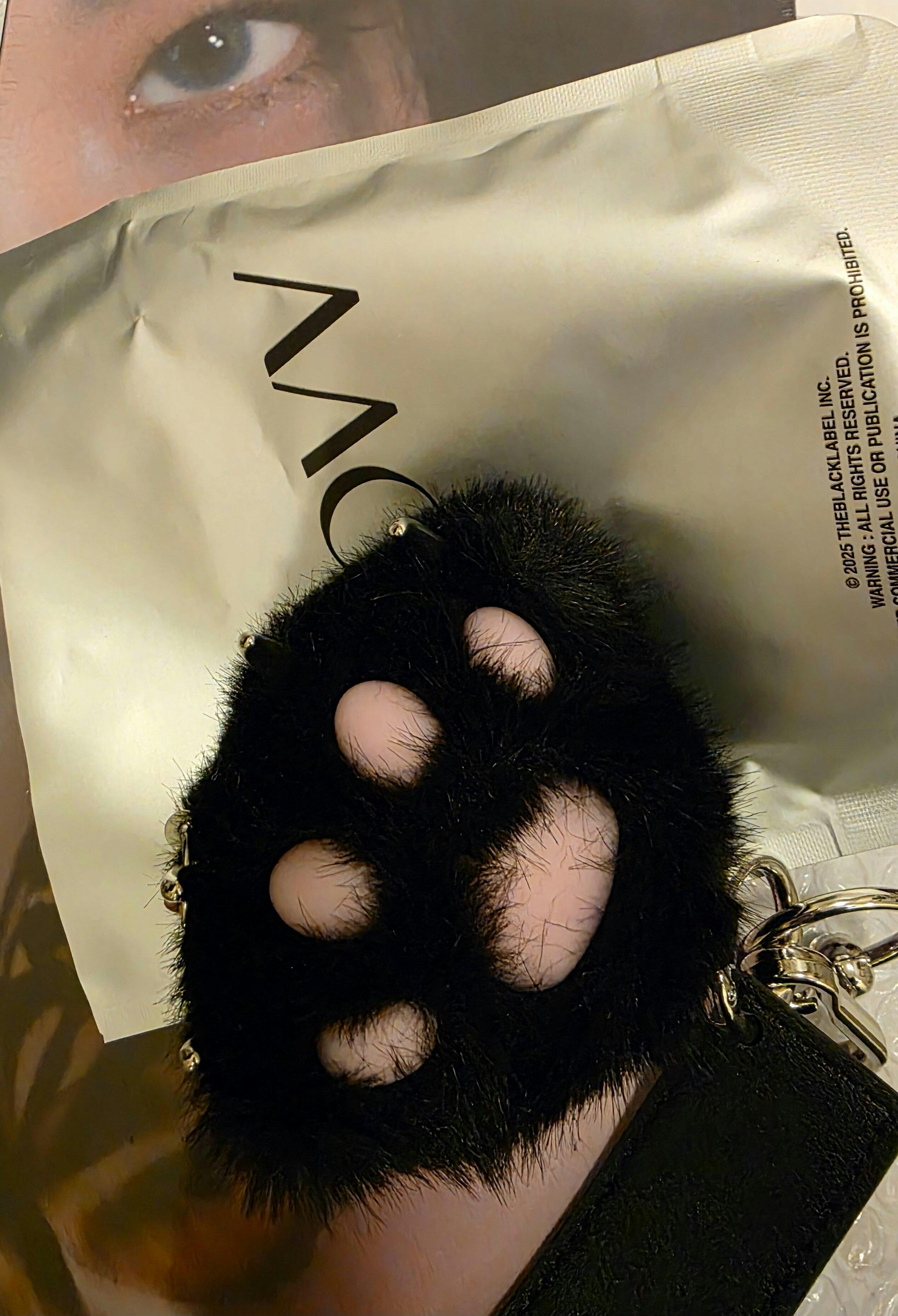 MEOVV - 1st EP Album [MY EYES OPEN VVIDE] Jelly Paw Version – K-Towns