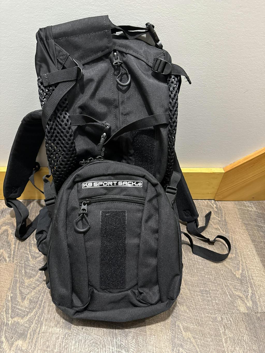 Plus 2 | Dog Carrier with Removable Storage