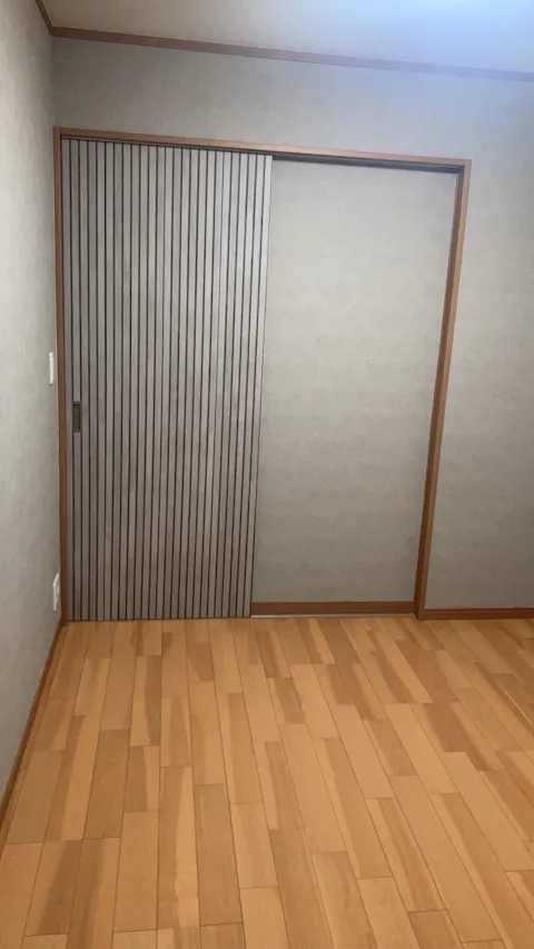 マステ感覚で貼る壁紙 EASY WALL TAPE リブウッド/スモークウッド ERN08 Room No.0 イージーウォールテープ （幅23cm×6m）