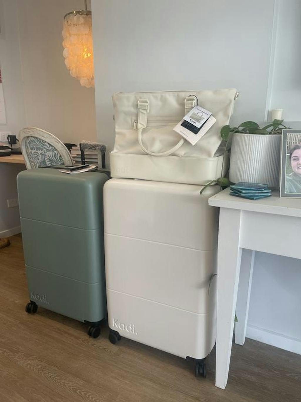 Check-In Large in Olive