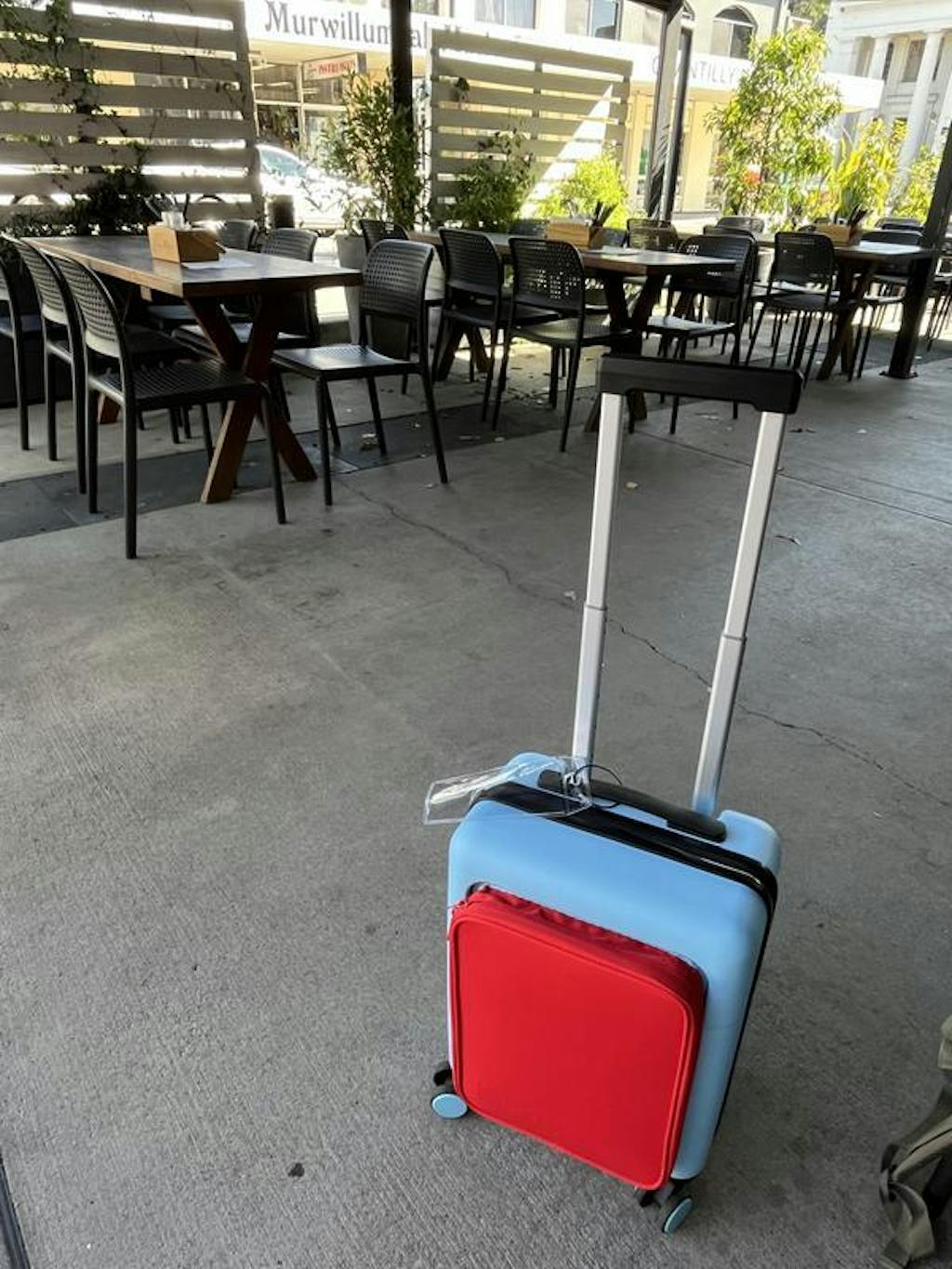 Kids Carry-On Adventure in Light Blue/Red