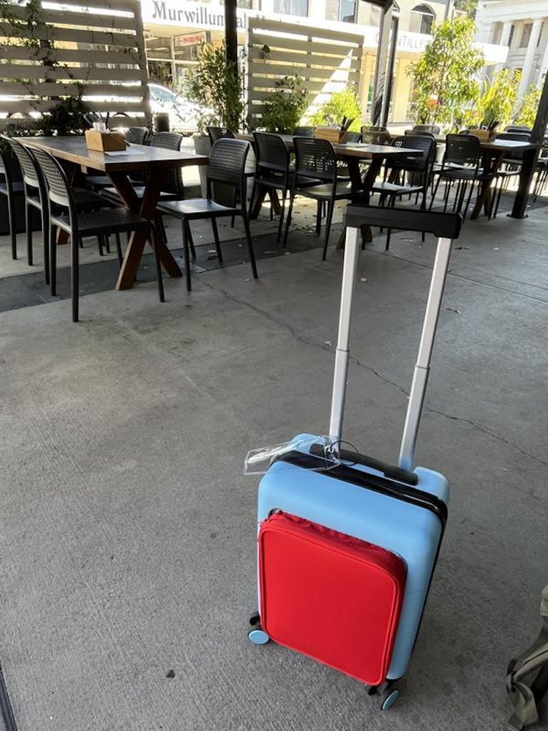 Kids Carry-On Adventure in Light Blue/Red