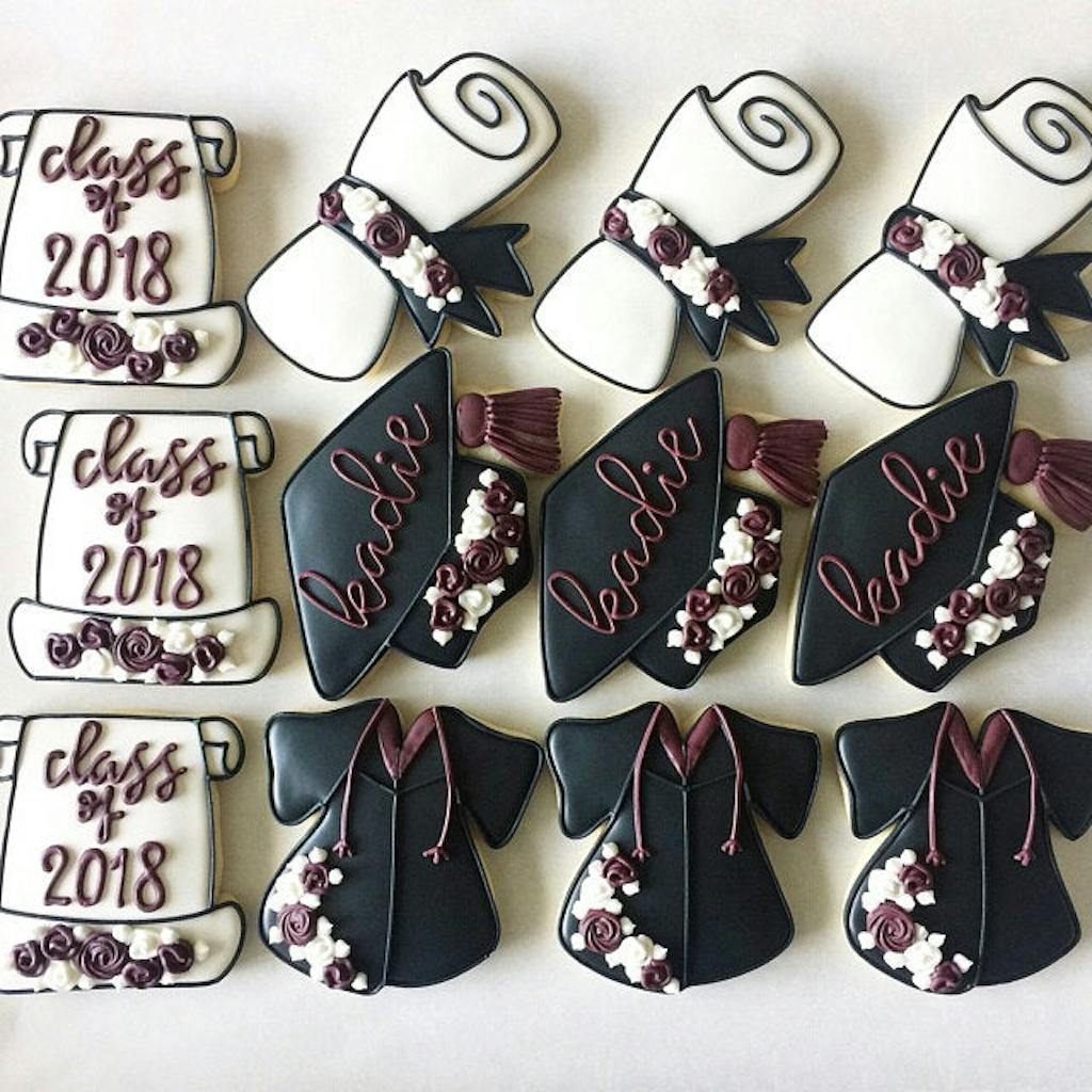 Open Scroll Cookie Cutter - KaleidaCuts