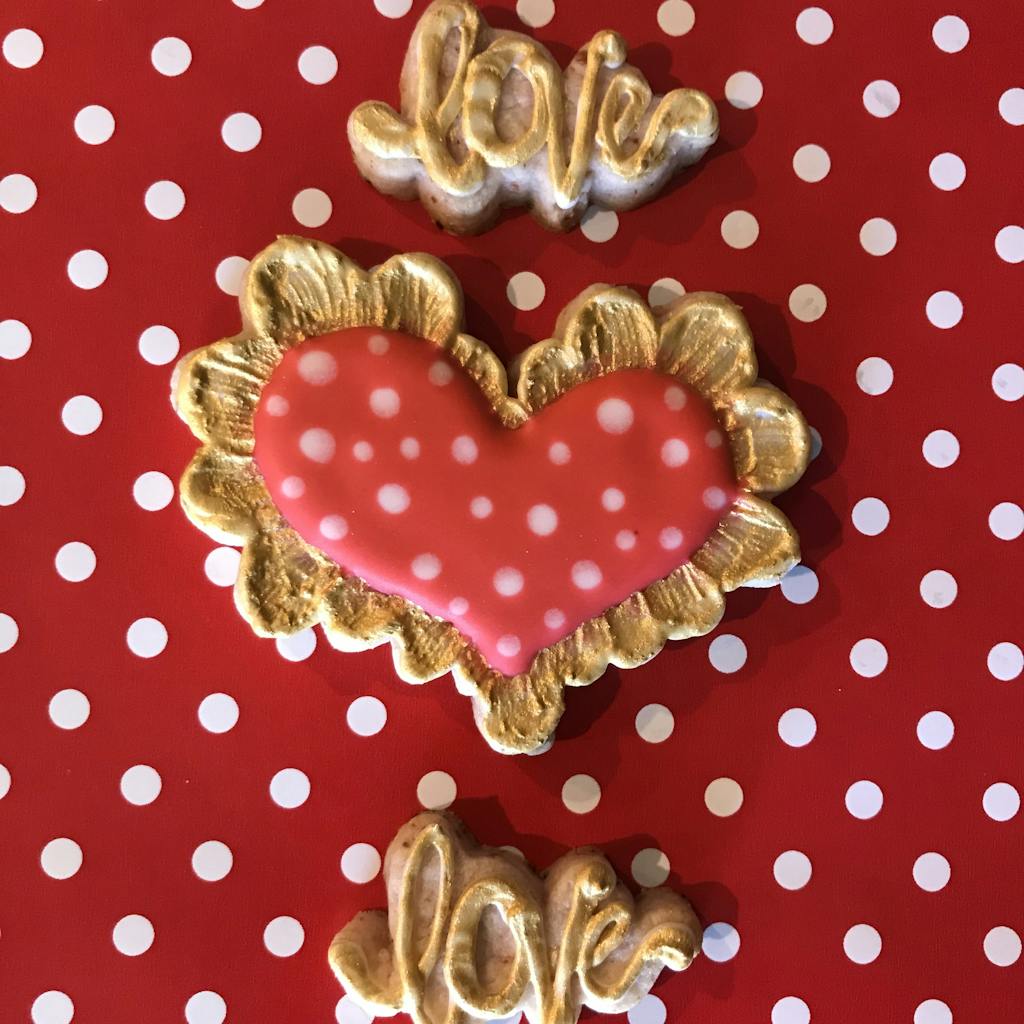 Funky Scalloped Heart Cookie Cutter – KaleidaCuts