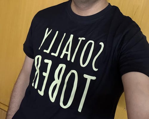 Sotally Tober : Sober Tee