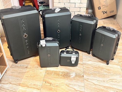 סט 6 מזוודות- ירוק רולקס